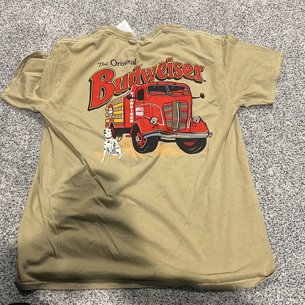 Budweiser Tee